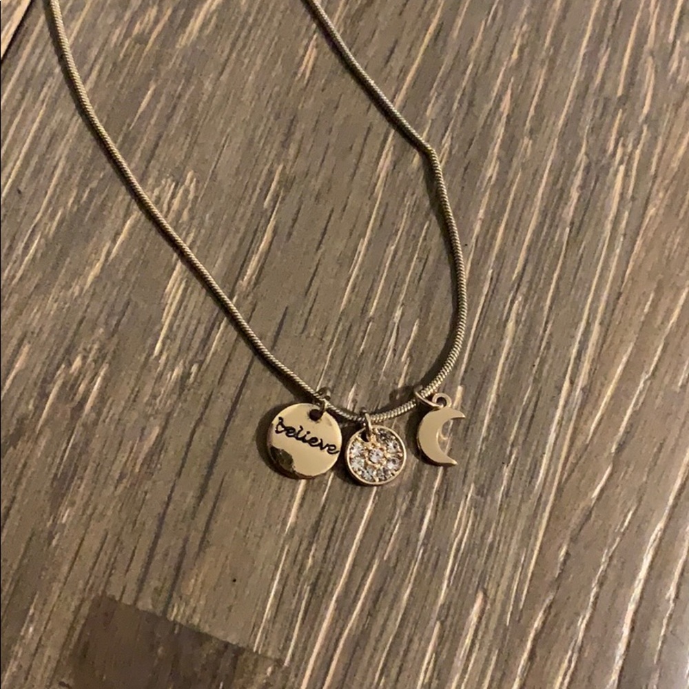 Believe moon gold necklace